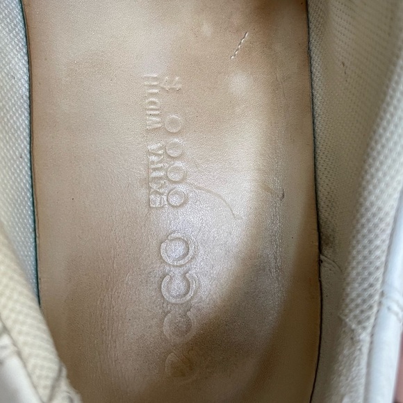 ecco White Leather Sneaker Size: 44 extra wide - Picture 7 of 9